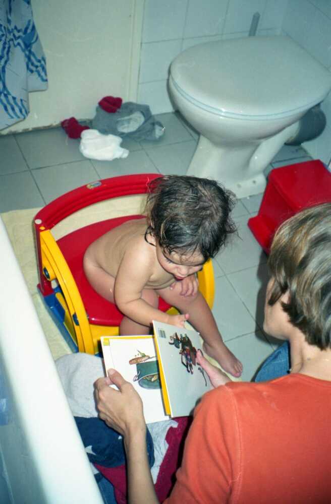 גמילה מחיתולים, יועצת גמילה מחיתולים, איך גומלים מחיתולים, איך לגמול מחיתולים, גמילה מחיתולים בלילה, גמילת לילה, איך מתחילים גמילה מחיתולים, גמילה מחיתול, גמילה מקקי, קקי בתחתונים, קקי בתחתון, רגרסיה בגמילה מחיתולים, אודיל רוזנפלד